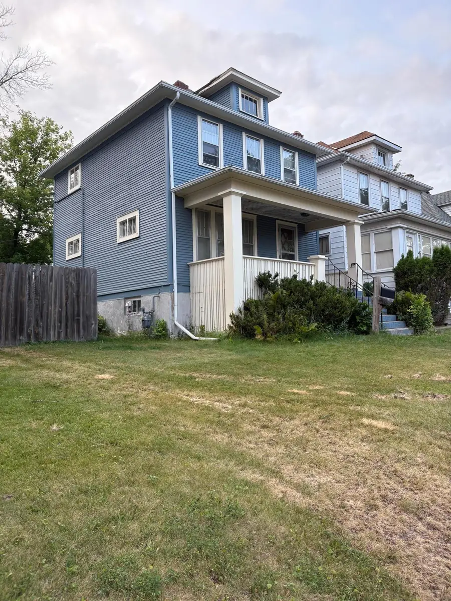 1117 E 10th Street, Duluth, MN 55805 - #2