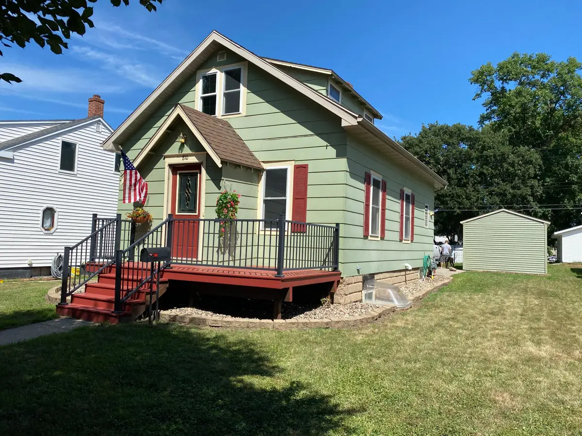 810 N 6th Street, Montevideo, MN 56265 - #1