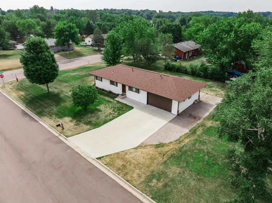 806 Callaway Street E, Saint Joseph, MN 56374 - #3