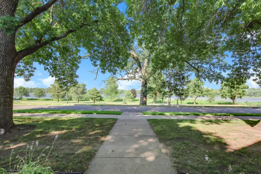 1146 Ivy Avenue E, Saint Paul, MN 55106 - #2