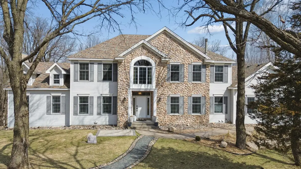 8781 Royal Court Nw, Anoka, MN 55303 - #1