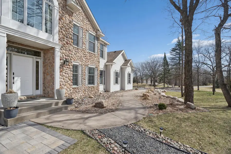 8781 Royal Court Nw, Anoka, MN 55303 - #2