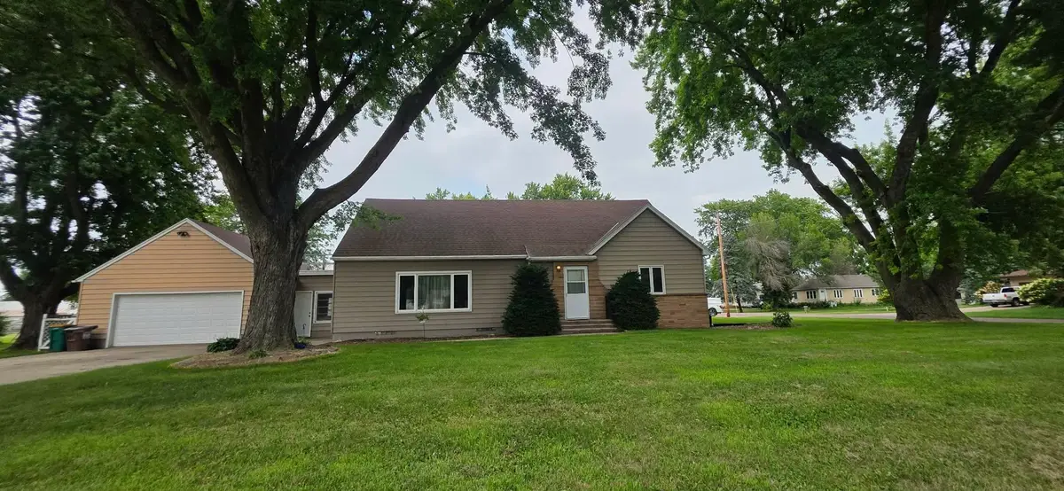 107 Park Avenue E, Hollandale, MN 56045 - #1
