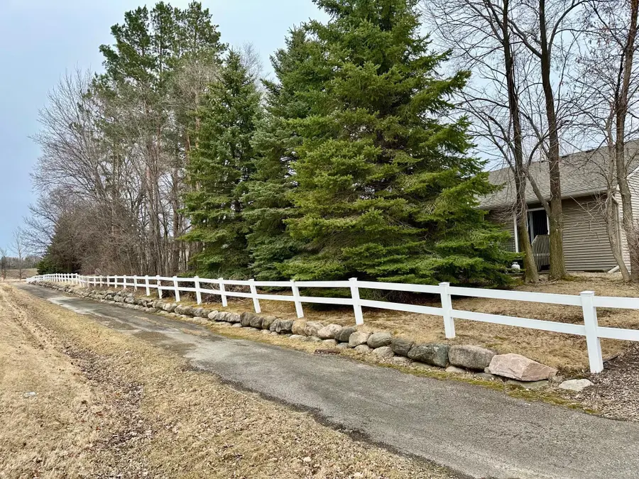 7616 Fox Creek Court, Rockford, MN 55373 - #2