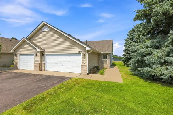 21728 Evergreen Trail, Rogers, MN 55374