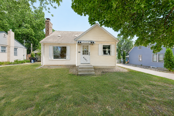 8241 Wentworth Avenue S, Bloomington, MN 55420
