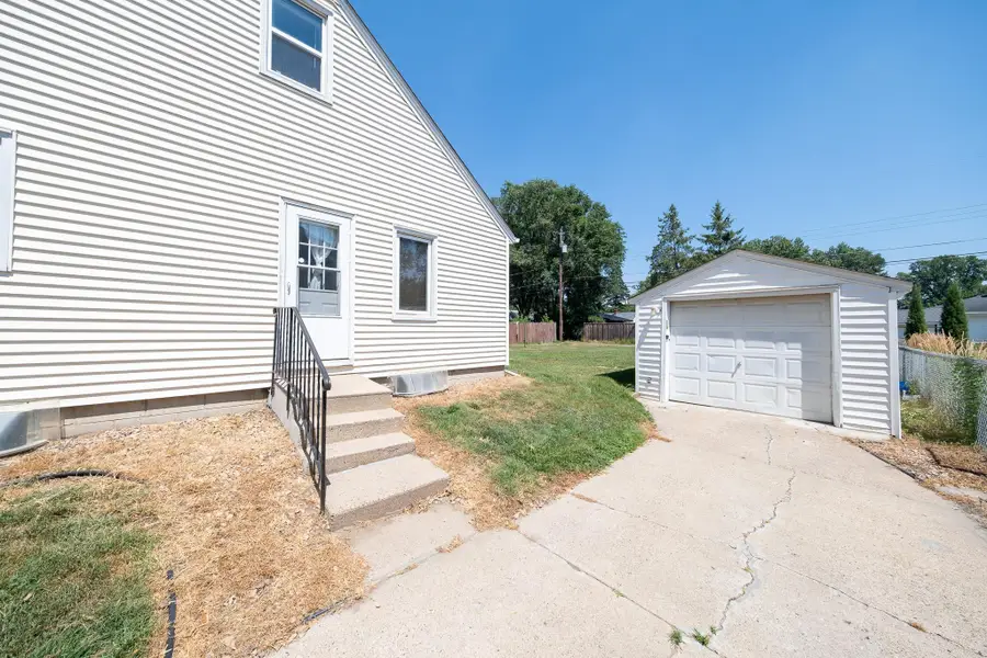 8241 Wentworth Avenue S, Bloomington, MN 55420 - #3
