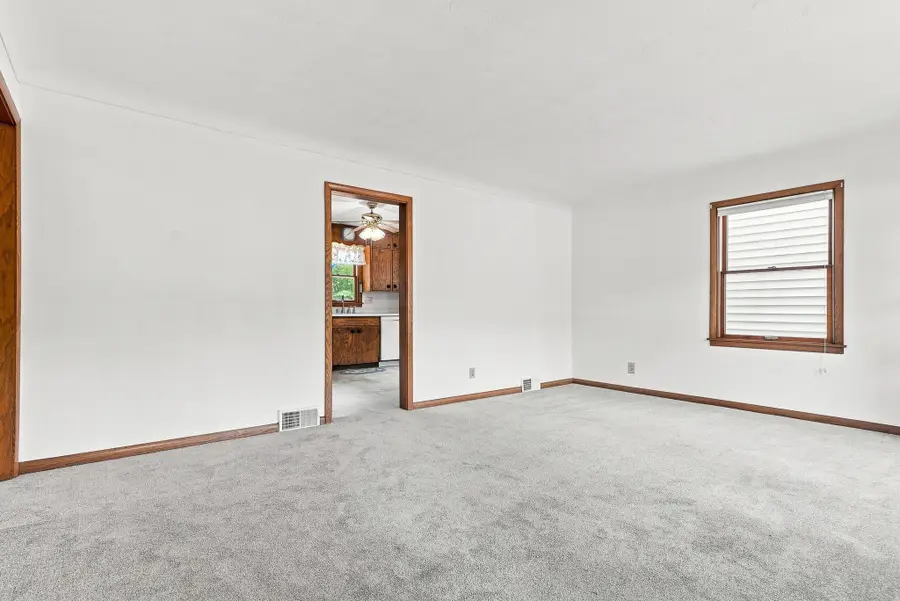 563 Shryer Avenue W, Roseville, MN 55113 - #3