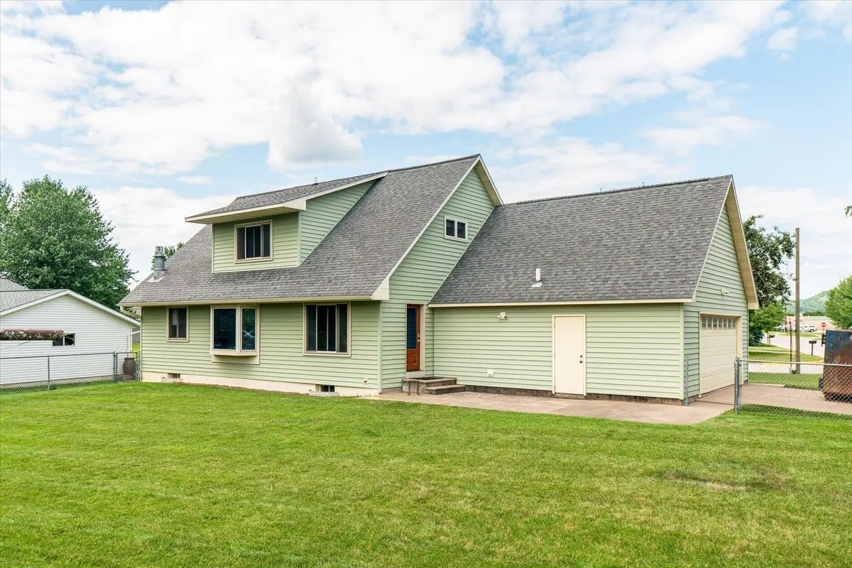 1430 Willow Street, La Crescent, MN 55947 - #1