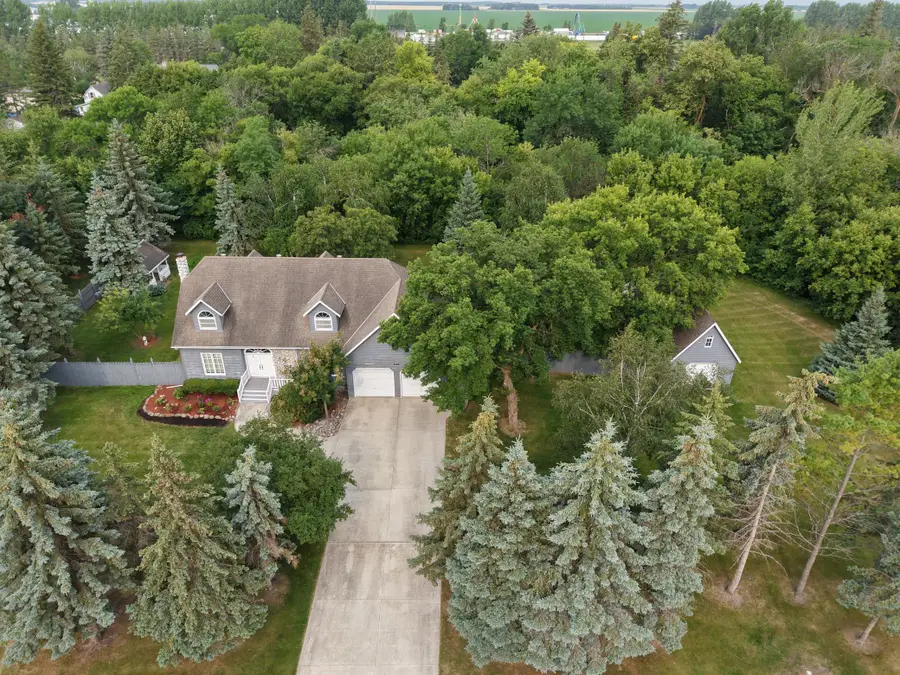 701 3rd Avenue Ne, Roseau, MN 56751 - #3