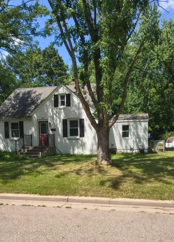 335 E Hughes Street, New Richmond, WI 54017