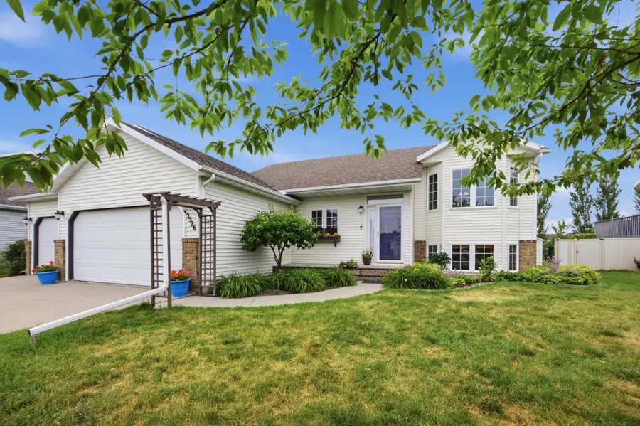 3526 46th Avenue S, Fargo, ND 58104 - #2