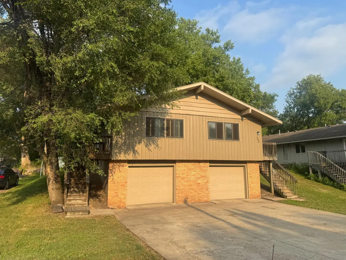 305 Jackson Avenue N, Hopkins, MN 55343 - #1