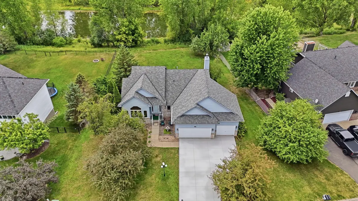 4852 Hillvale Avenue N, Oakdale, MN 55128 - #1