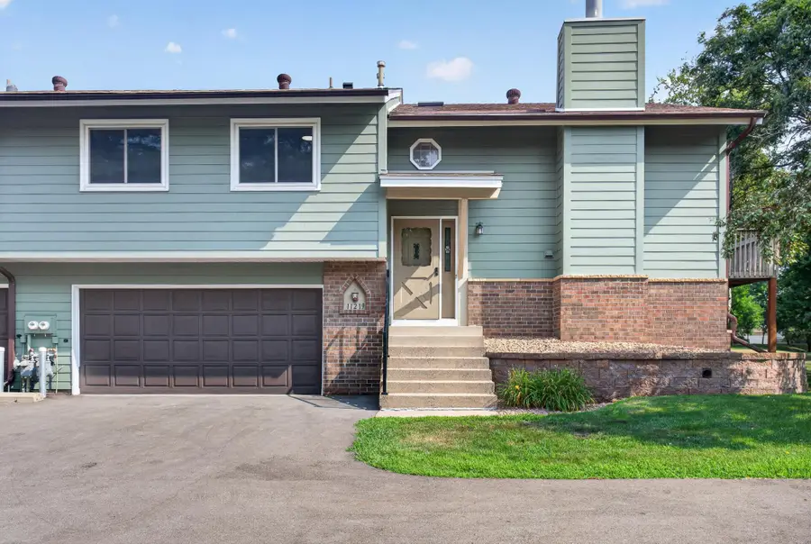 11219 Xavier Road, Bloomington, MN 55437 - #2