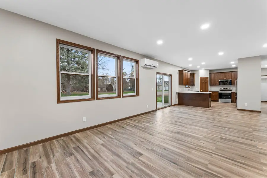 532 Old Military Road, Sandstone, MN 55072 - #3