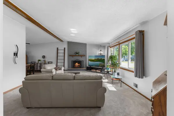 8555 Medicine Lake Road, Golden Valley, MN 55427