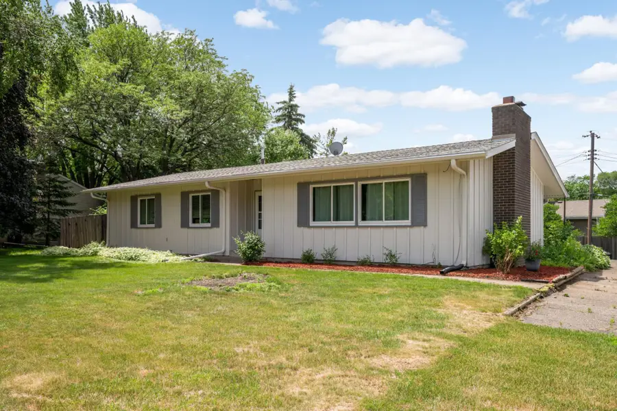 8555 Medicine Lake Road, Golden Valley, MN 55427 - #3