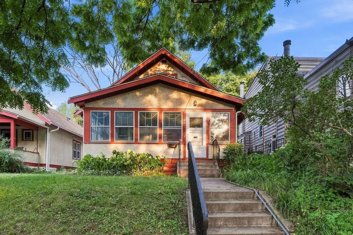 20 Melbourne Avenue Se, Minneapolis, MN 55414 - #1