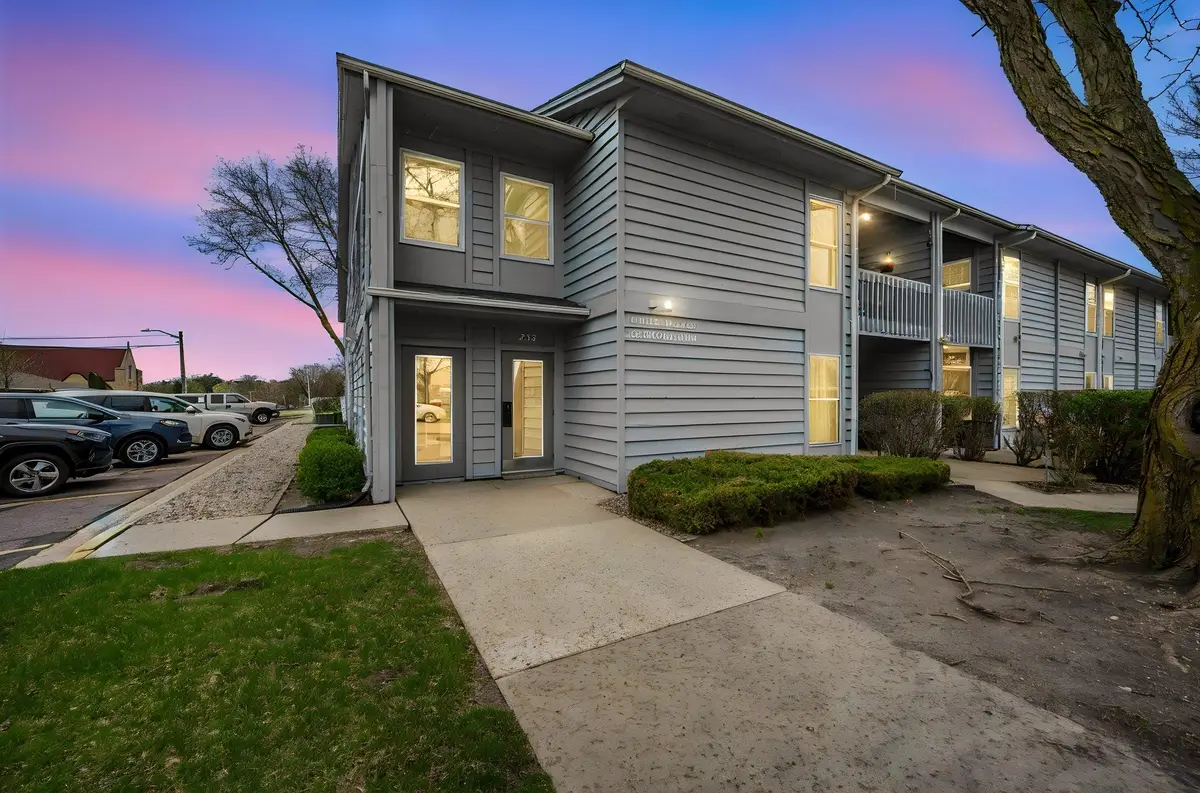 232 S Dewey Street #101, Fairmont, MN 56031 - #1