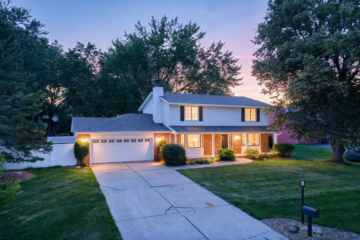 7610 Heritage Road, Eden Prairie, MN 55346 - #1
