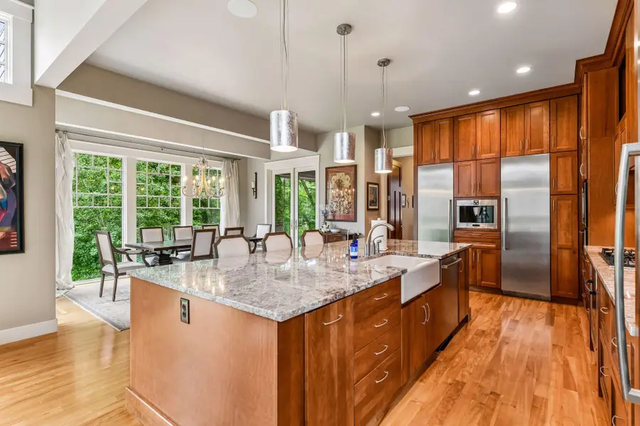 2224 Portico Green, Wayzata, MN 55391 - #2
