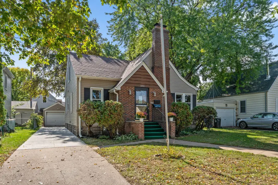 1200 Idaho Avenue W, Saint Paul, MN 55108 - #2