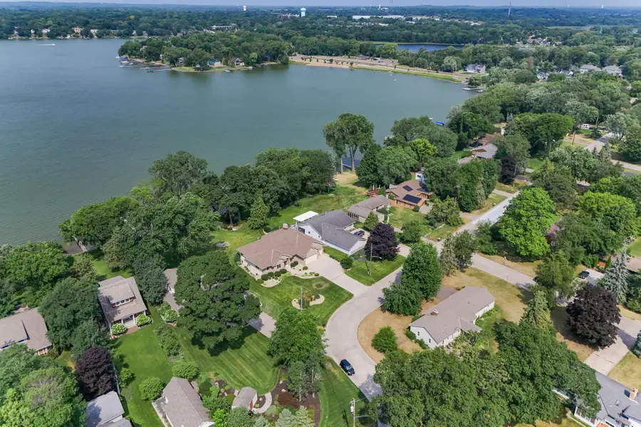 3205 Woodbridge Street, Shoreview, MN 55126 - #2
