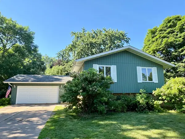 5401 80th Avenue N, Brooklyn Park, MN 55443