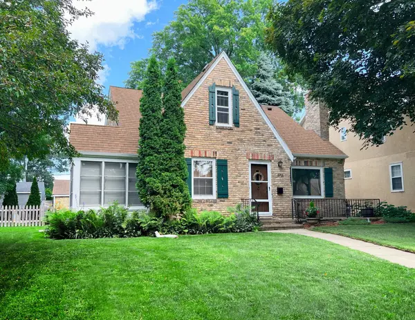5715 11th Avenue S, Minneapolis, MN 55417
