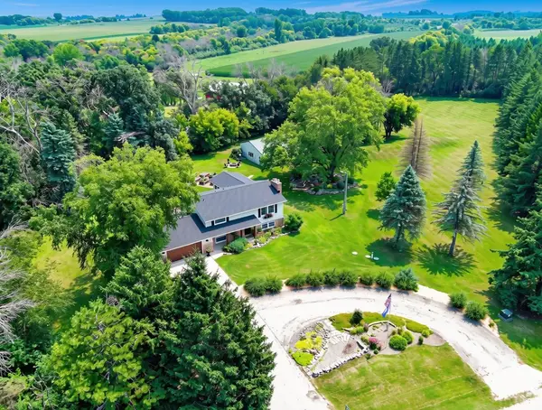 25215 720th Street, Hayfield, MN 55940