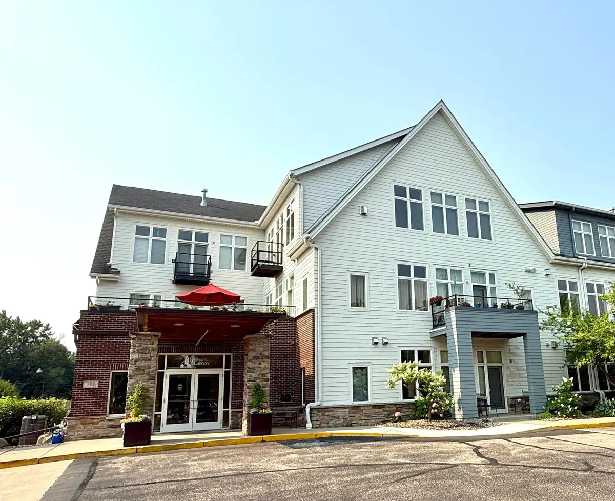 301 7th Street W #2402, Northfield, MN 55057 - #1