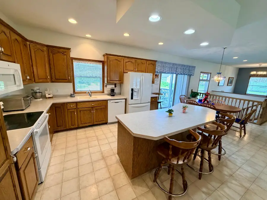 122 Lake Henry Avenue S, Spring Hill, MN 56352 - #2