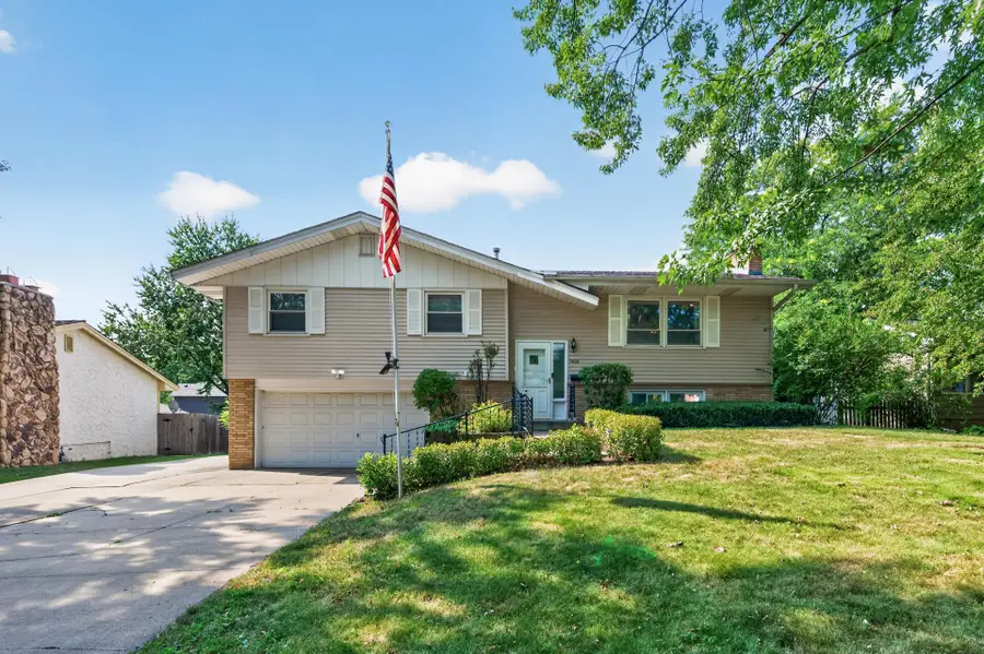 3600 Downers Drive Ne, Saint Anthony, MN 55418 - #2