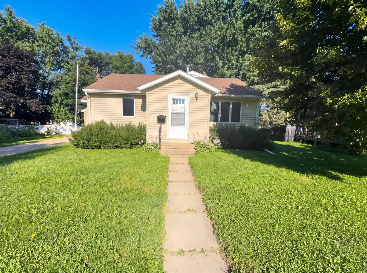 816 S Broadway Street, Spring Valley, MN 55975 - #1