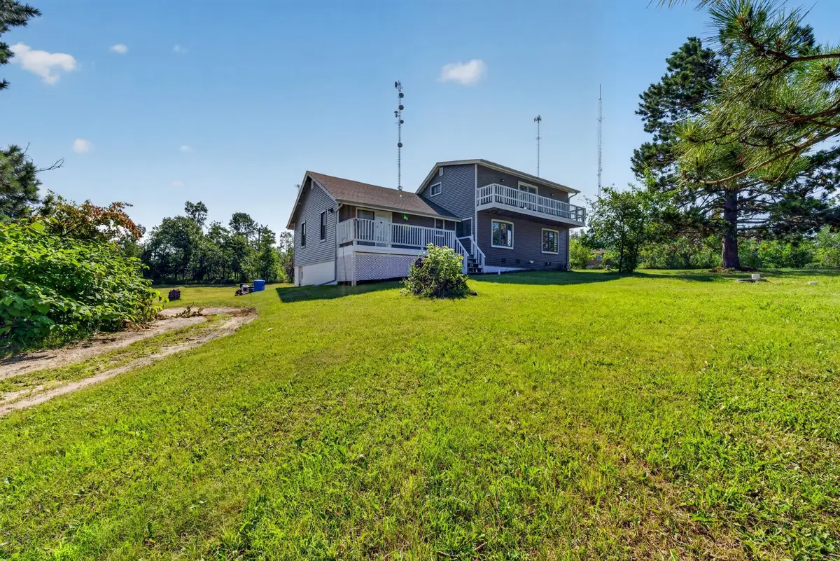 1030 Augusta Drive Ne, Bemidji, MN 56601 - #1