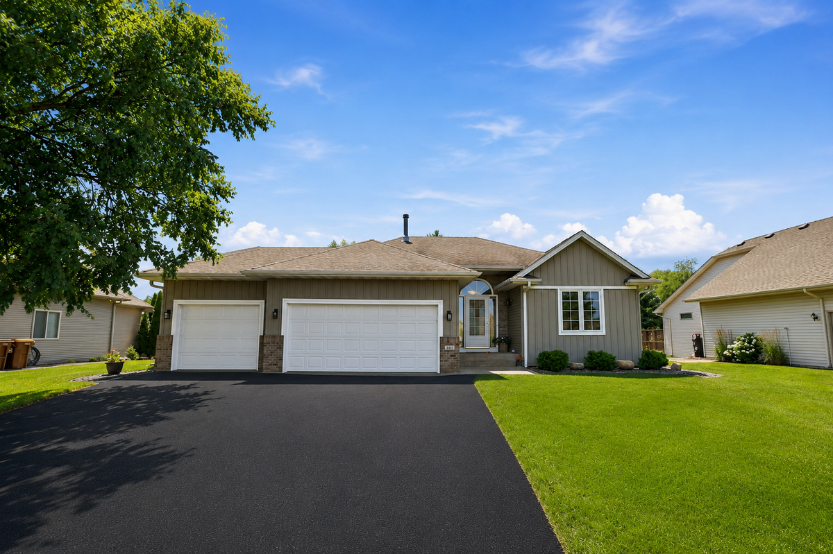 5411 128th Street N, Hugo, MN 55038 - #1