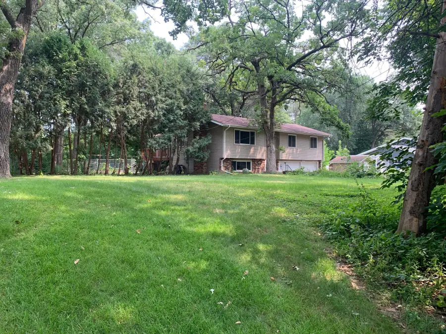 8914 37th Street N, Lake Elmo, MN 55042 - #2