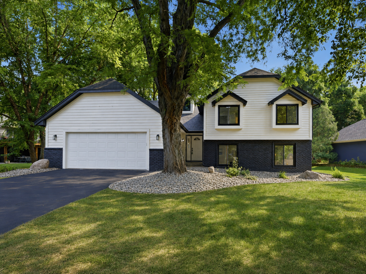 9281 Amsden Way, Eden Prairie, MN 55347 - #1