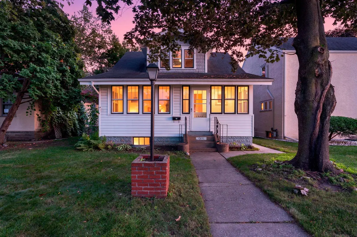 1308 Juno Avenue, Saint Paul, MN 55116 - #1