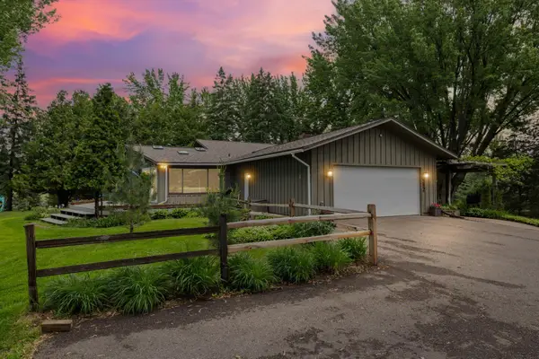 282 Croixview Drive S, Afton, MN 55001