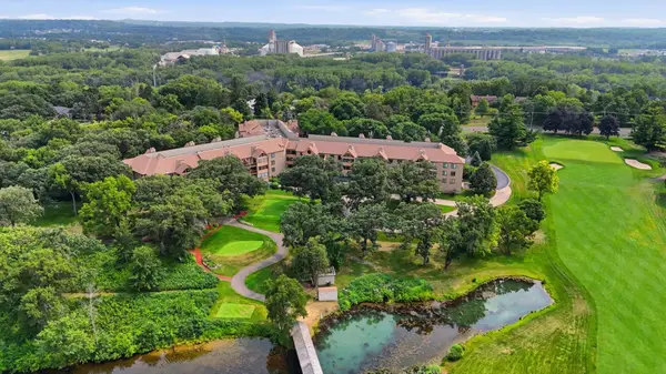 6100 Auto Club Road #305, Bloomington, MN 55438