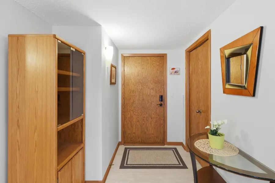 6100 Auto Club Road #305, Bloomington, MN 55438 - #2