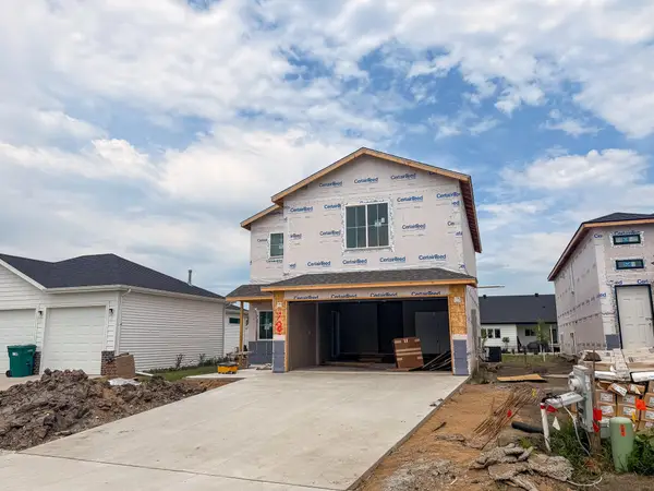 7897 Cottonwood Boulevard, Horace, ND 58047