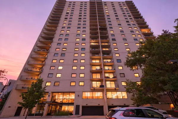 1225 Lasalle Avenue #1502, Minneapolis, MN 55403