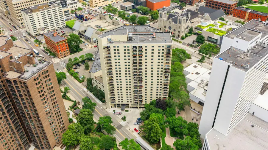 1225 Lasalle Avenue #1502, Minneapolis, MN 55403 - #2