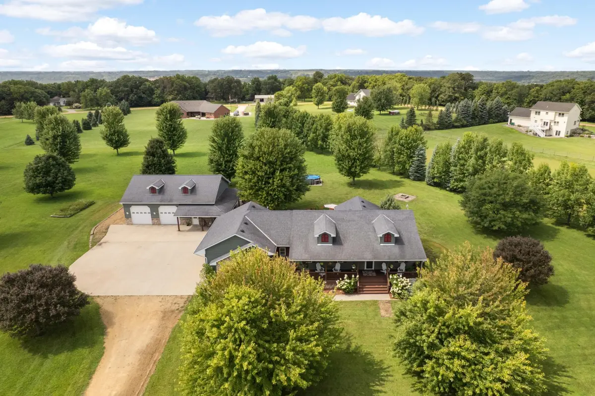 423 Doppy Lane, Le Sueur, MN 56058 - #1