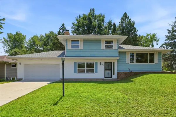 1277 Imperial Lane, New Brighton, MN 55112