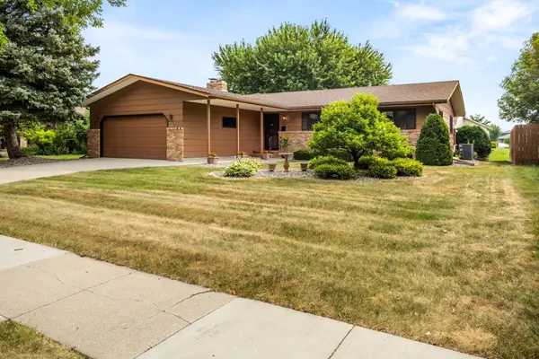 3631 Par Street N, Fargo, ND 58102