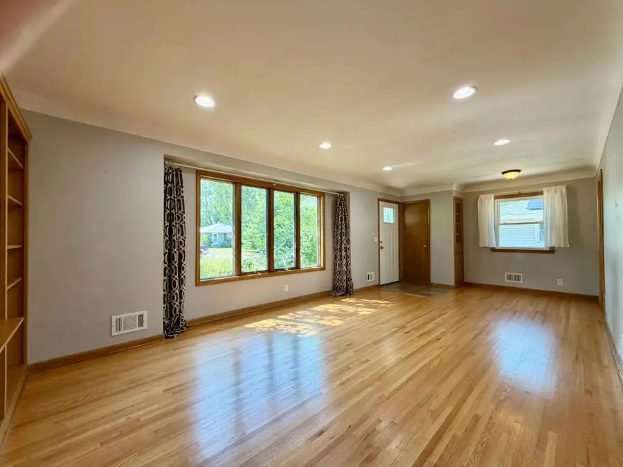7121 15th Avenue S, Richfield, MN 55423 - #2